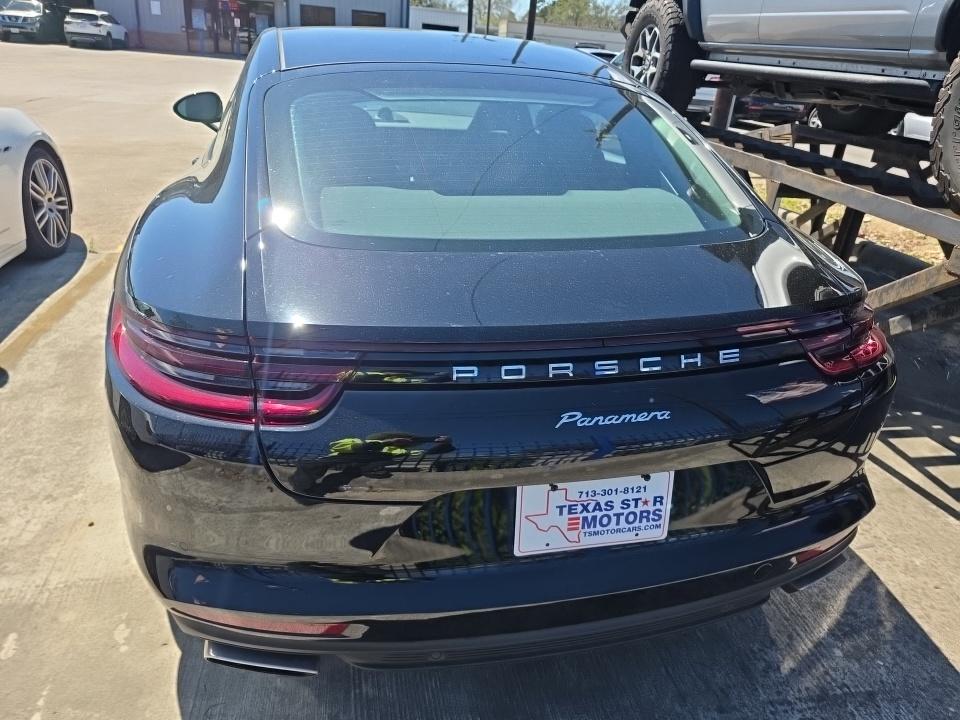 2017 Porsche Panamera Base RWD