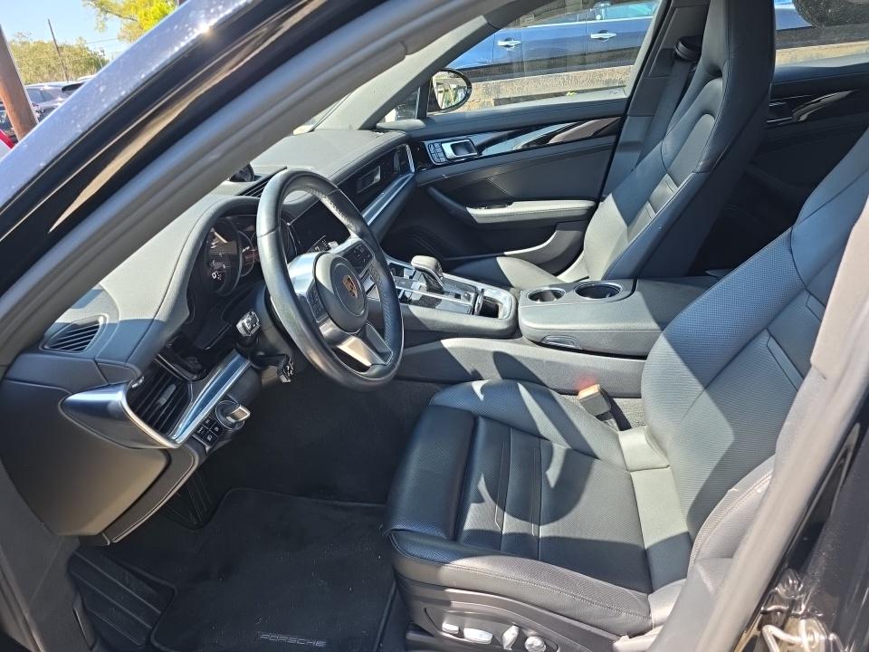 2017 Porsche Panamera Base RWD