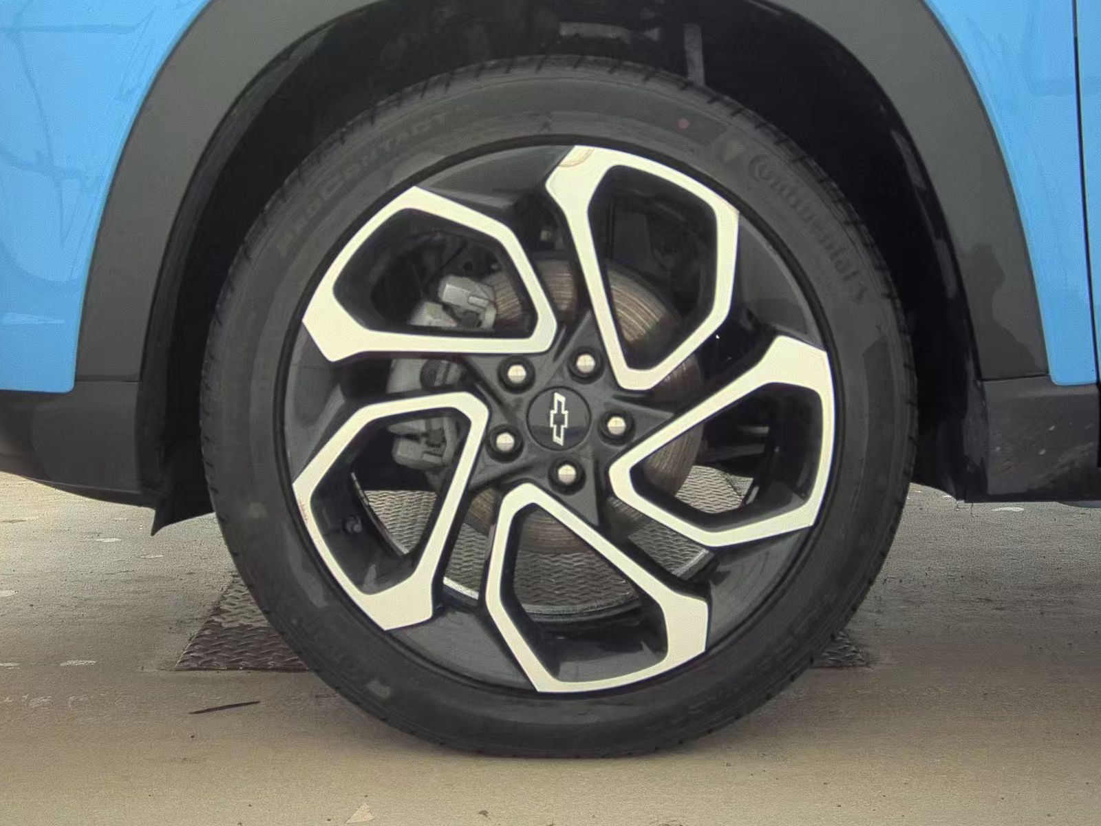 CHEVROLET CAMARO - 10