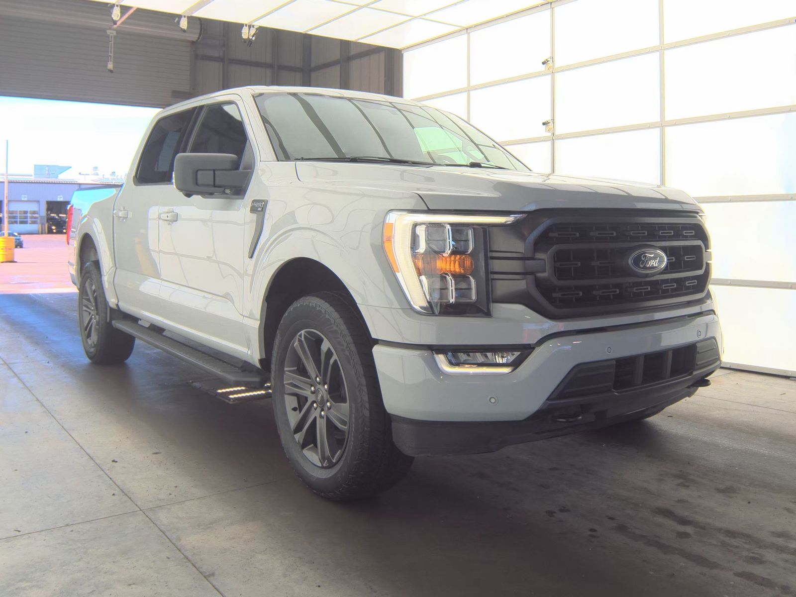 2023 Ford F-150 XLT AWD