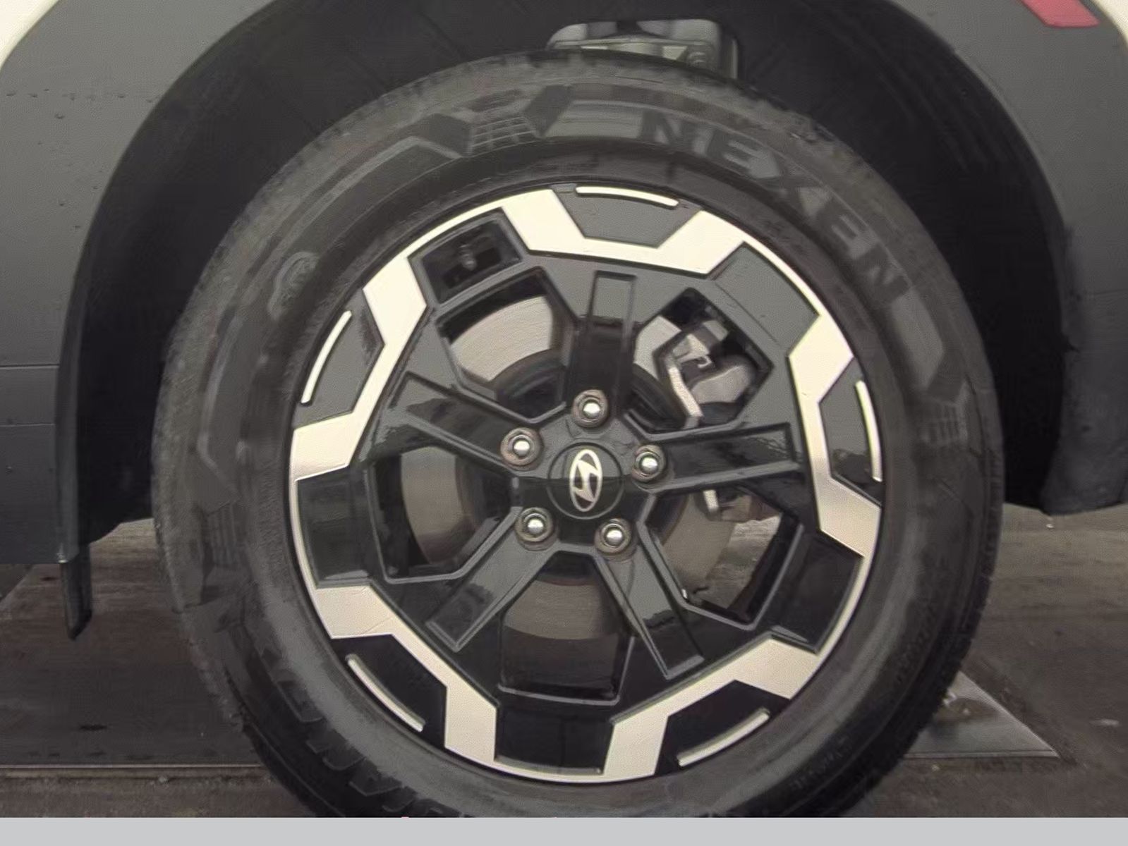 2025 Hyundai Santa Fe SEL FWD