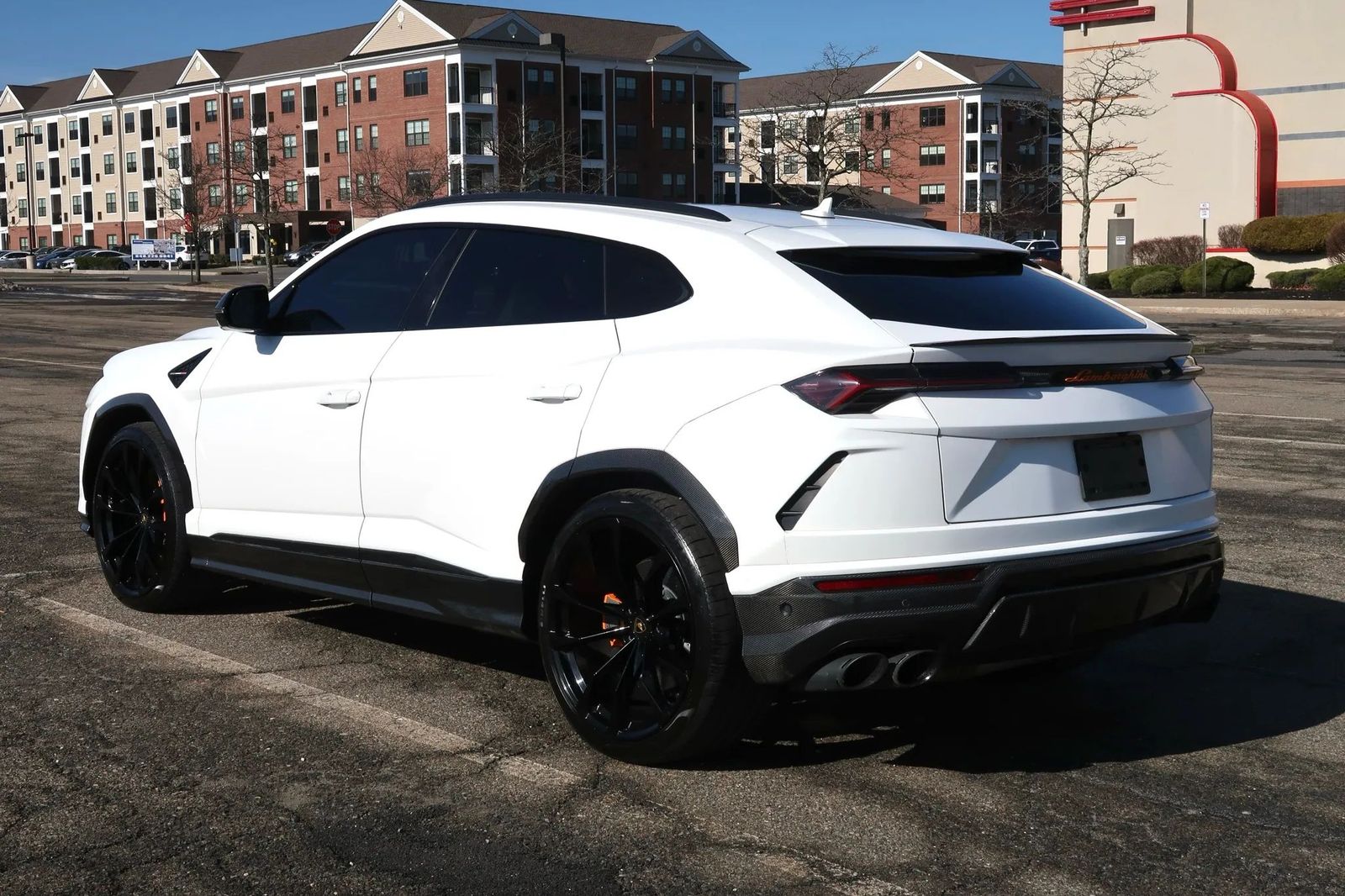 2022 Lamborghini Urus Pearl Capsule AWD