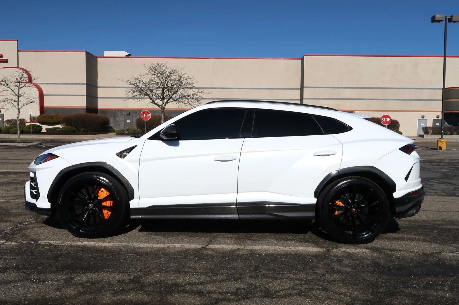 2022 Lamborghini Urus Pearl Capsule AWD