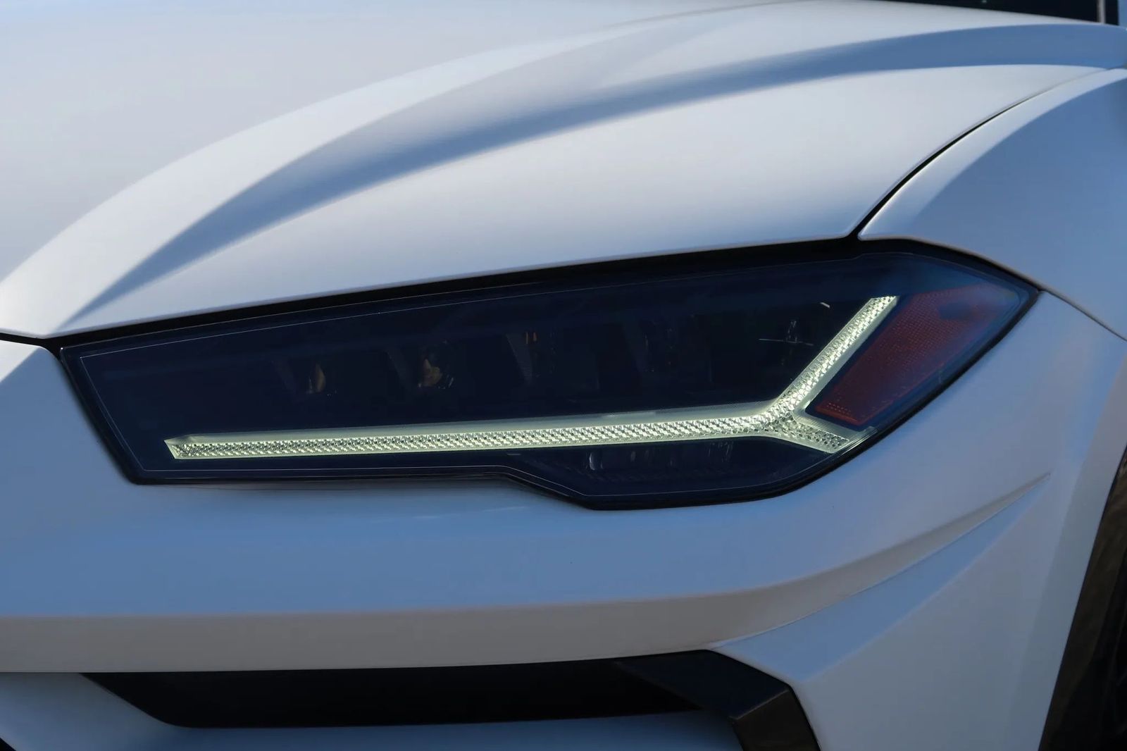 2022 Lamborghini Urus Pearl Capsule AWD