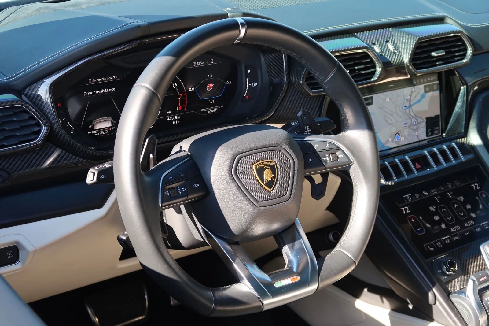 2022 Lamborghini Urus Pearl Capsule AWD