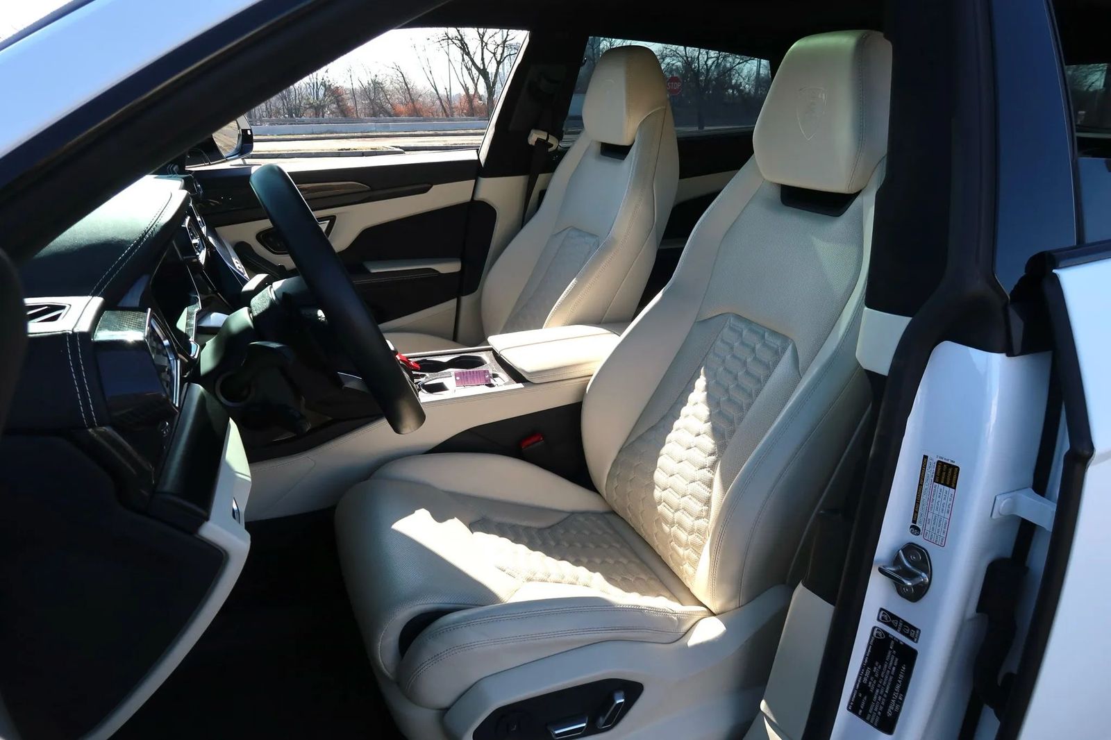 2022 Lamborghini Urus Pearl Capsule AWD