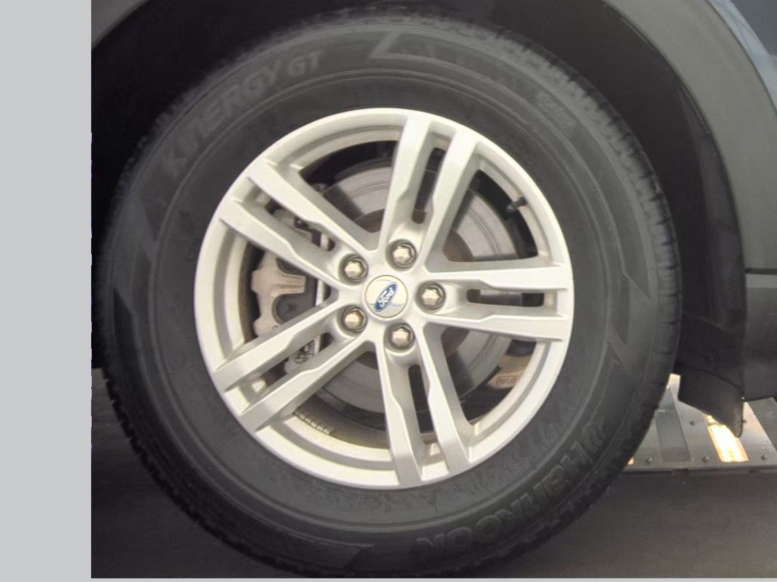 2023 Ford Explorer XLT FWD