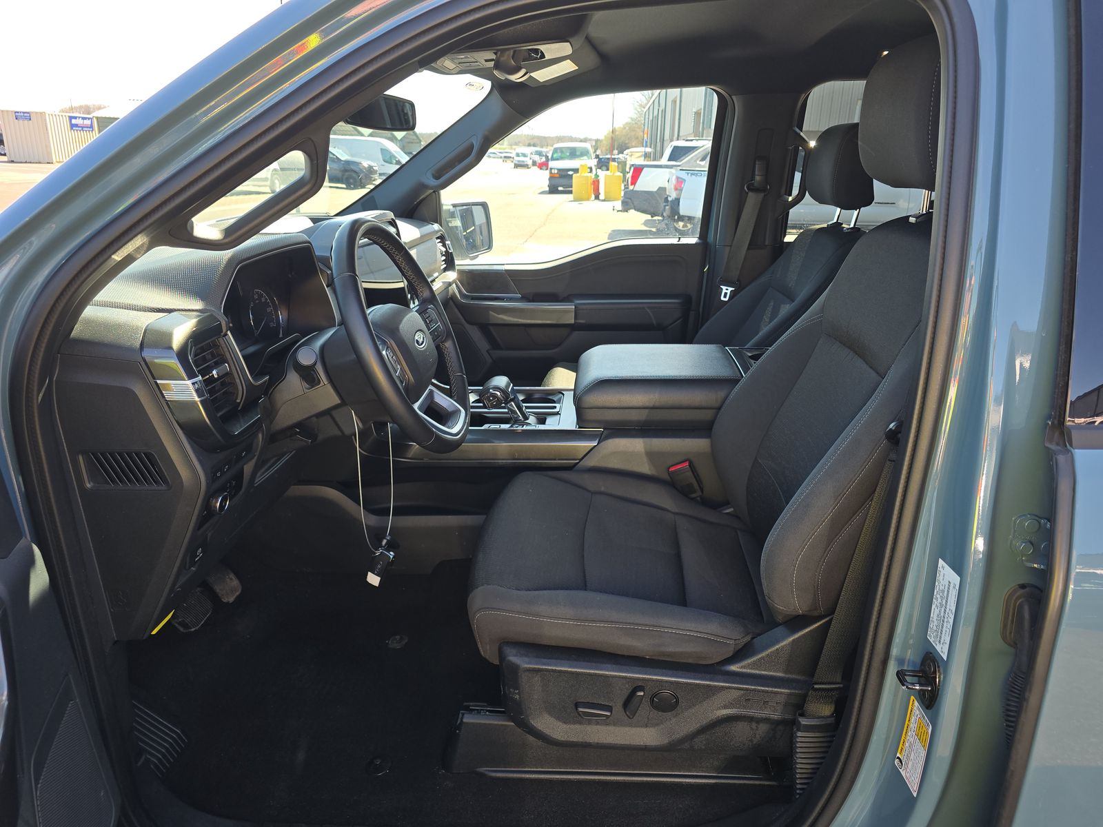 2023 Ford F-150 XLT AWD