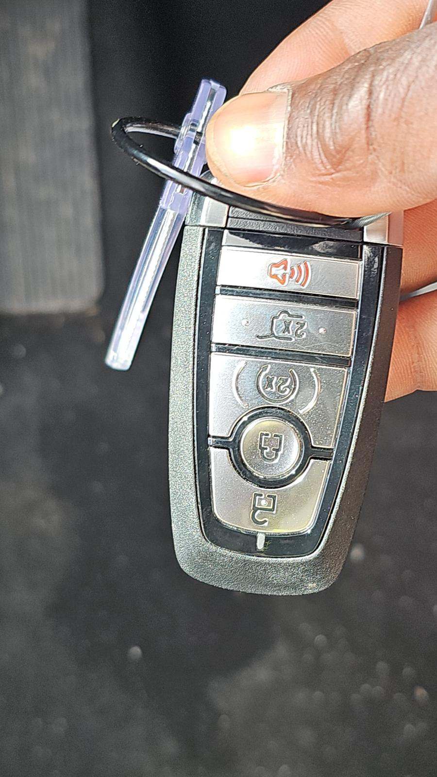 2025 Ford Explorer ST-Line AWD