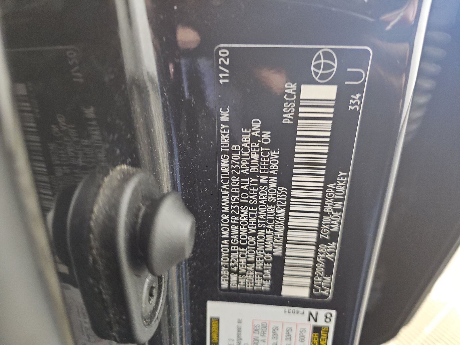 2021 Toyota C-HR XLE FWD