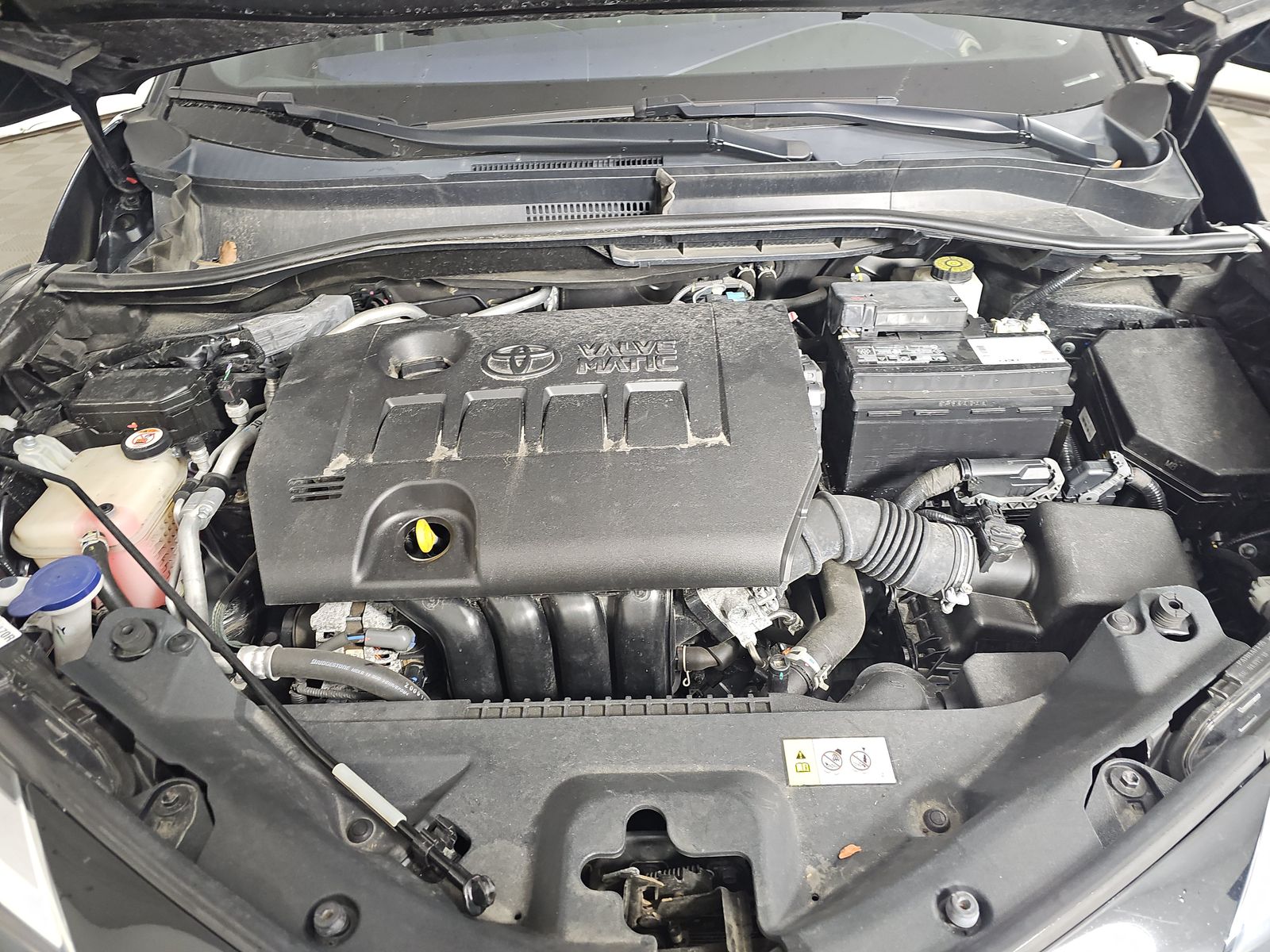 2021 Toyota C-HR XLE FWD