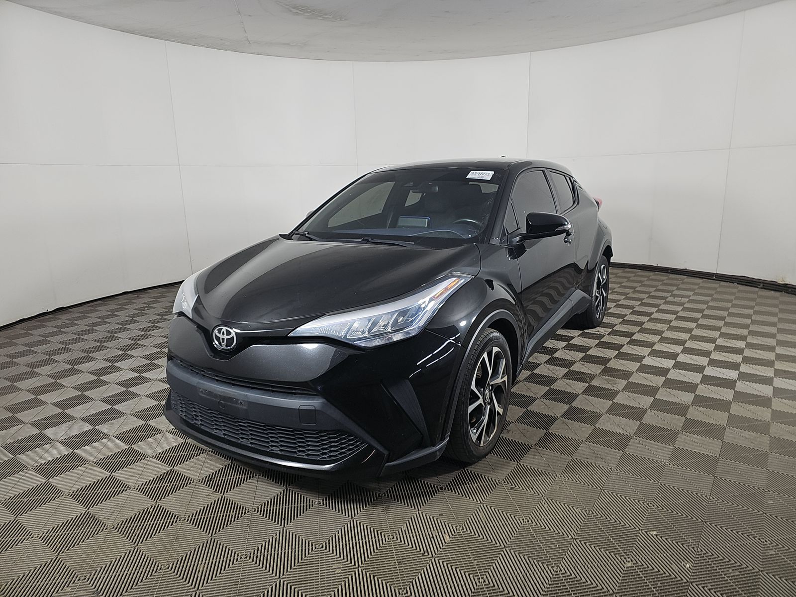 2021 Toyota C-HR XLE FWD