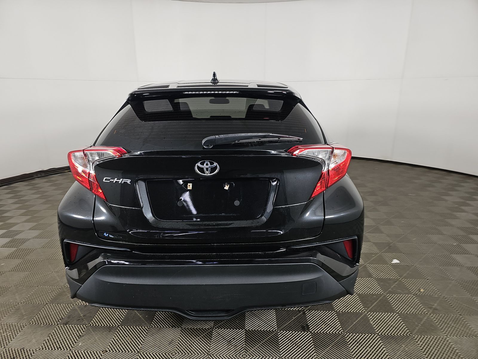 2021 Toyota C-HR XLE FWD