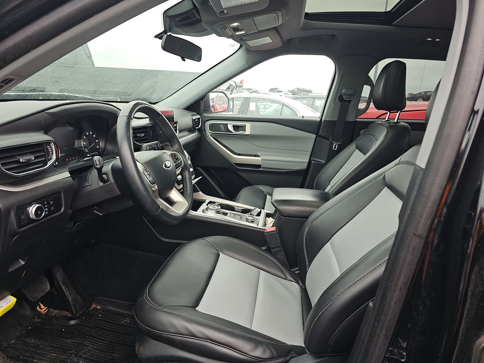 2023 Ford Explorer XLT AWD