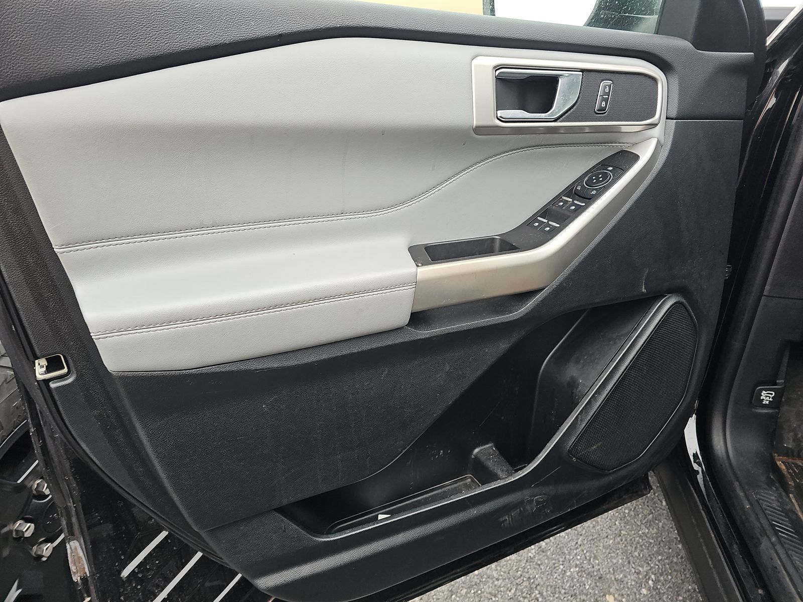 2023 Ford Explorer XLT AWD