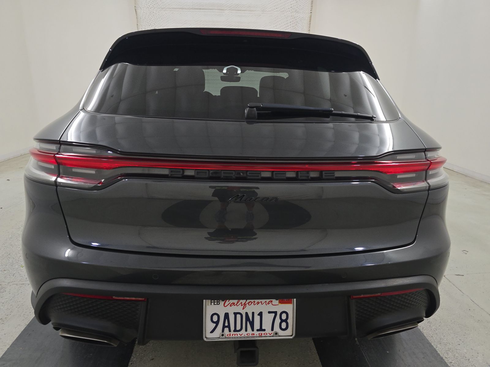 2022 Porsche Macan Base AWD