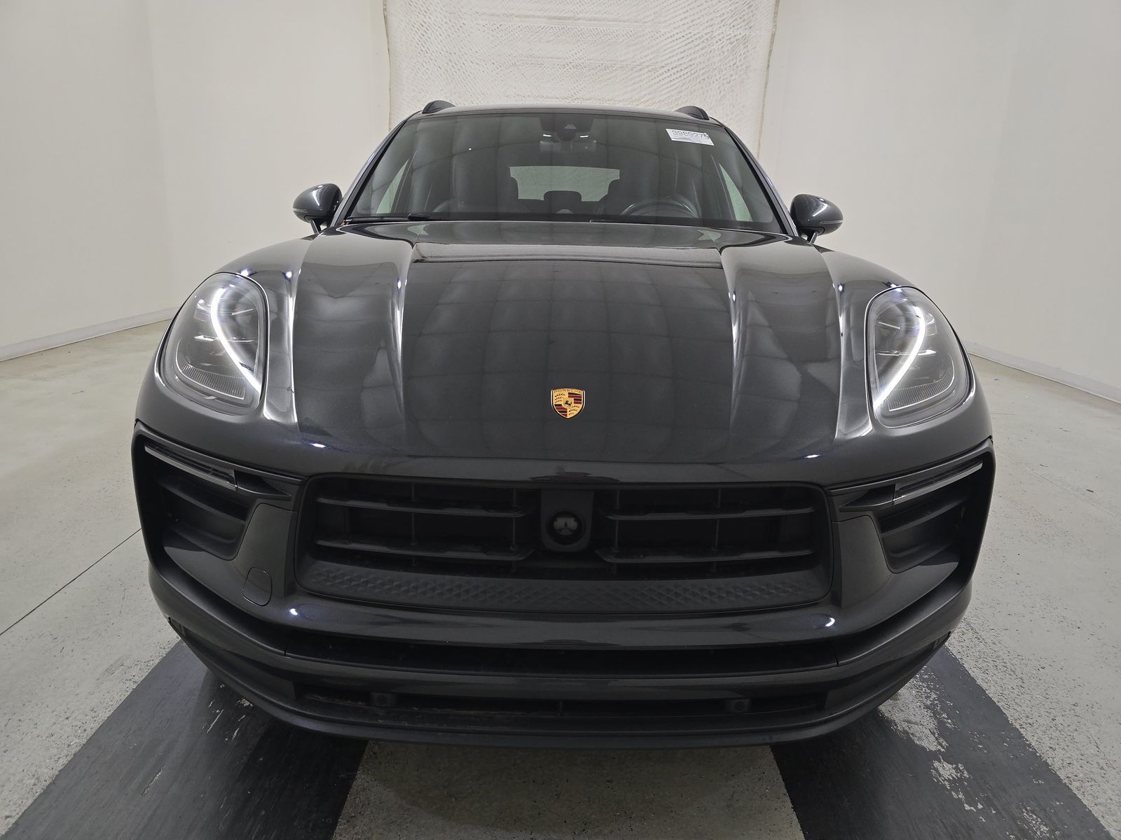 2022 Porsche Macan Base AWD