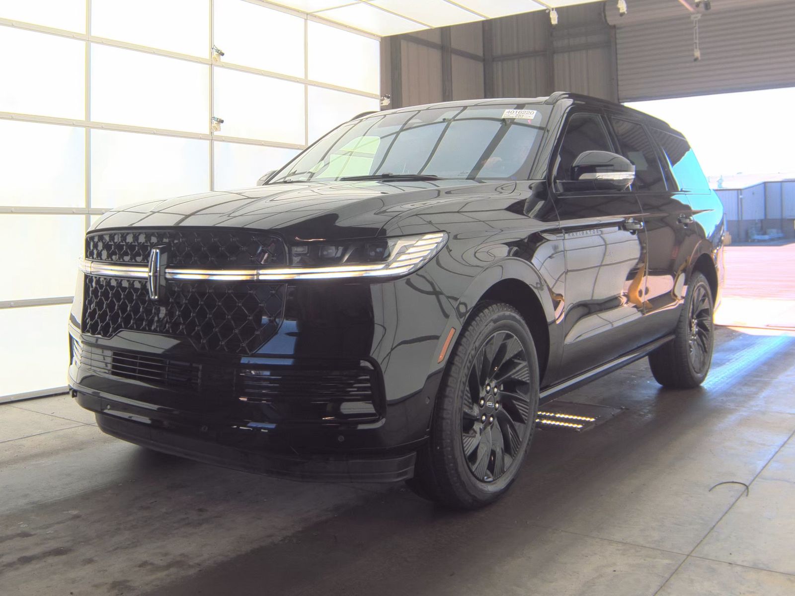 2025 Lincoln Navigator Reserve AWD