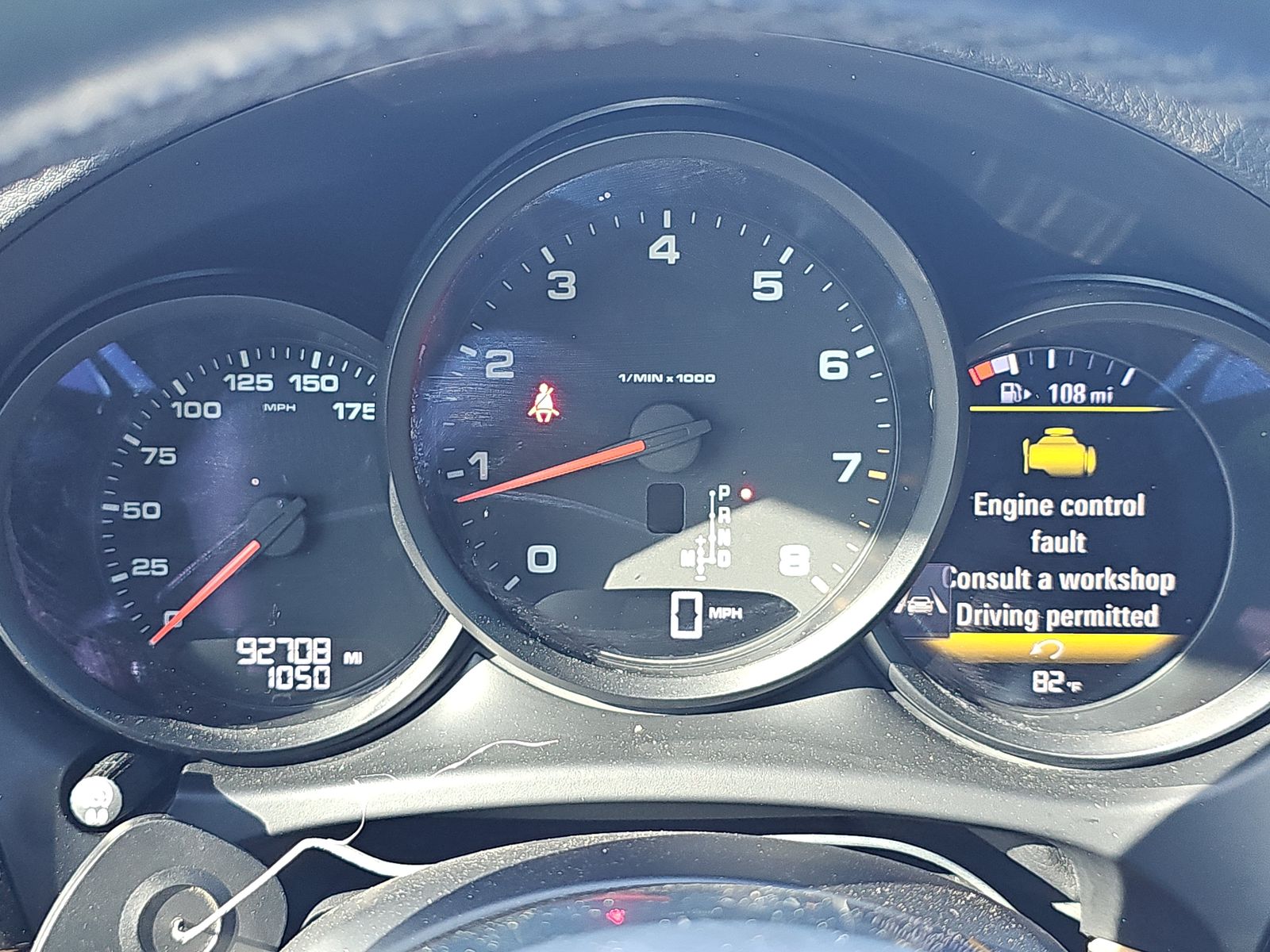 2018 Porsche Macan Base AWD