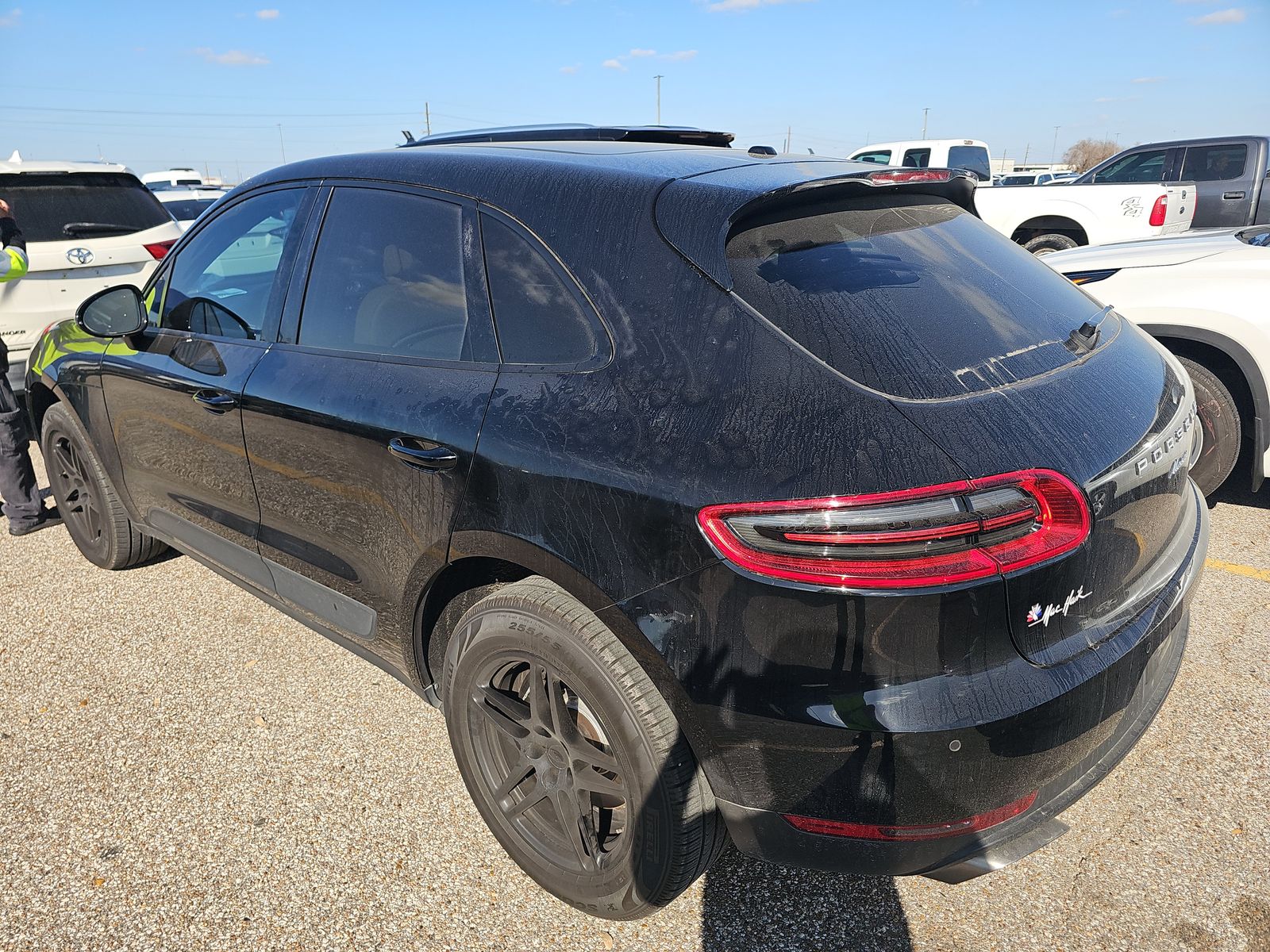 2018 Porsche Macan Base AWD