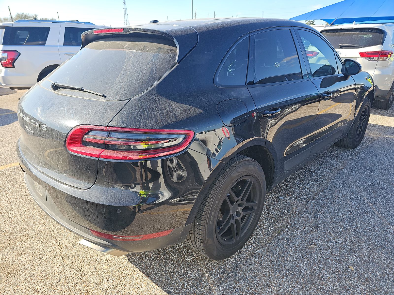 2018 Porsche Macan Base AWD