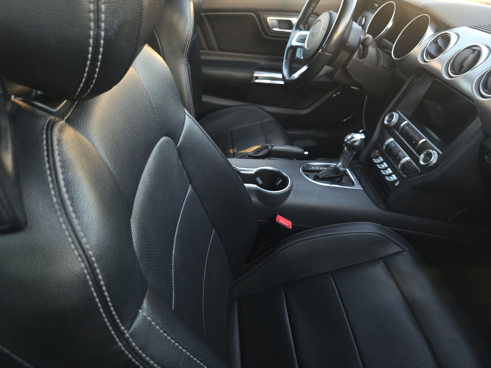 2023 Ford Mustang EcoBoost FWD