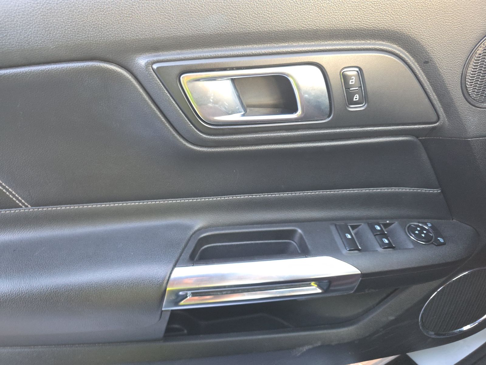 2023 Ford Mustang EcoBoost FWD