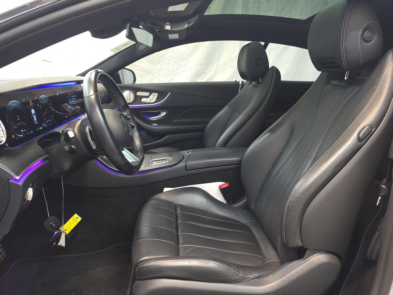 MERCEDES-BENZ E-CLASS - 6