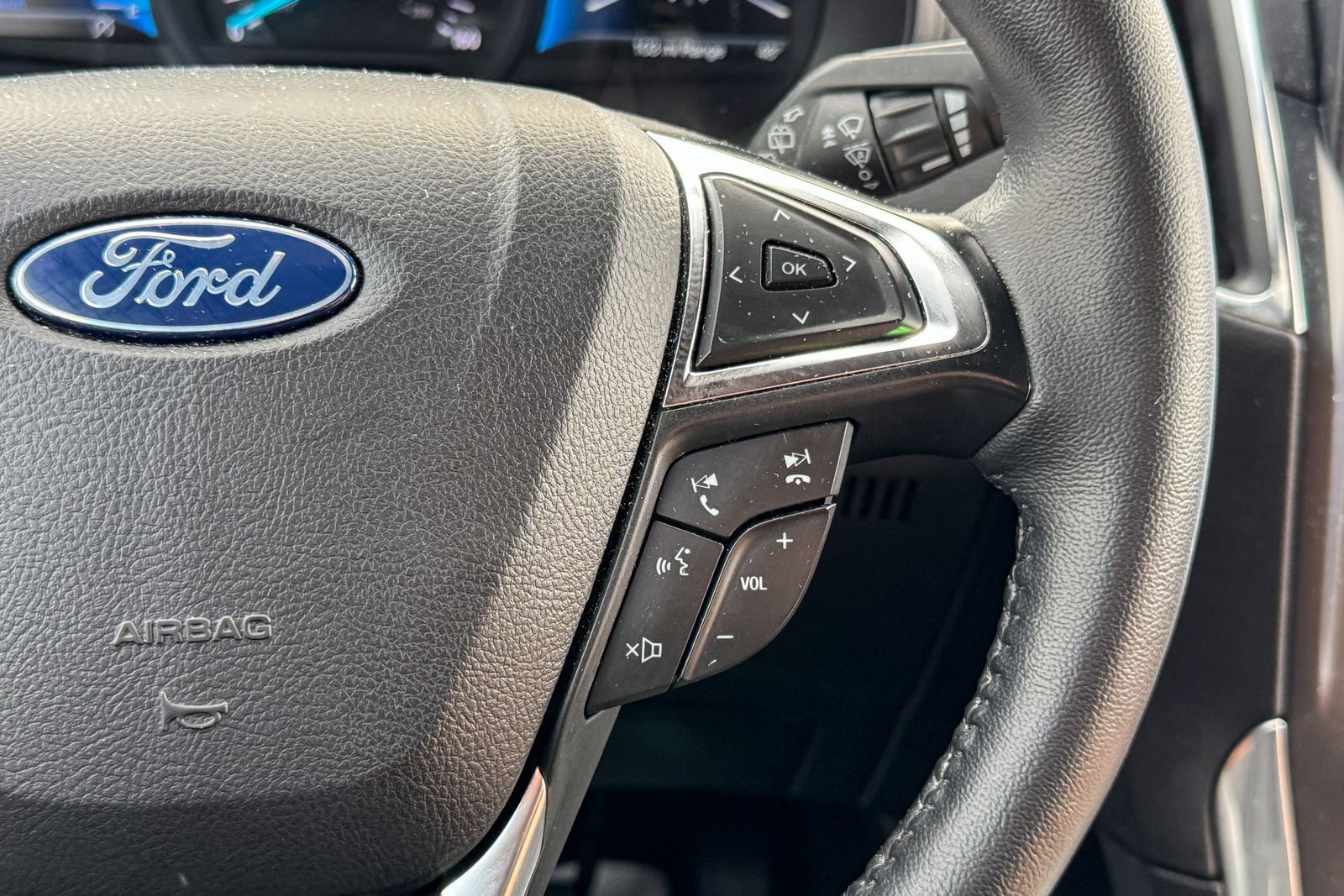 2024 Ford Edge Titanium AWD