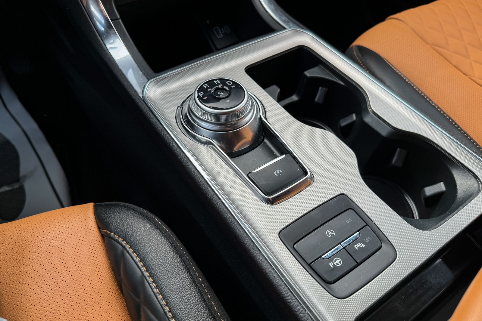 2024 Ford Edge Titanium AWD