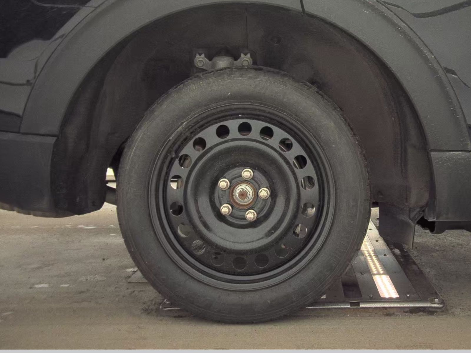 2023 Ford Explorer XLT AWD