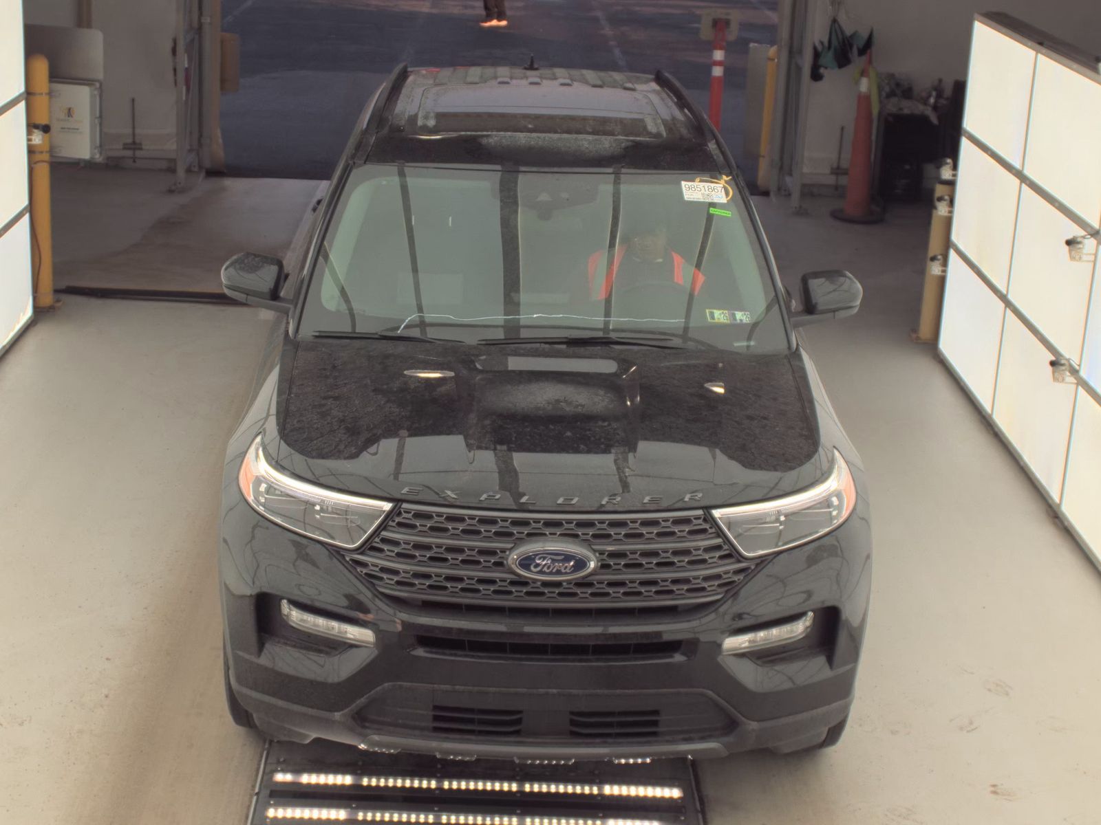 2023 Ford Explorer XLT AWD