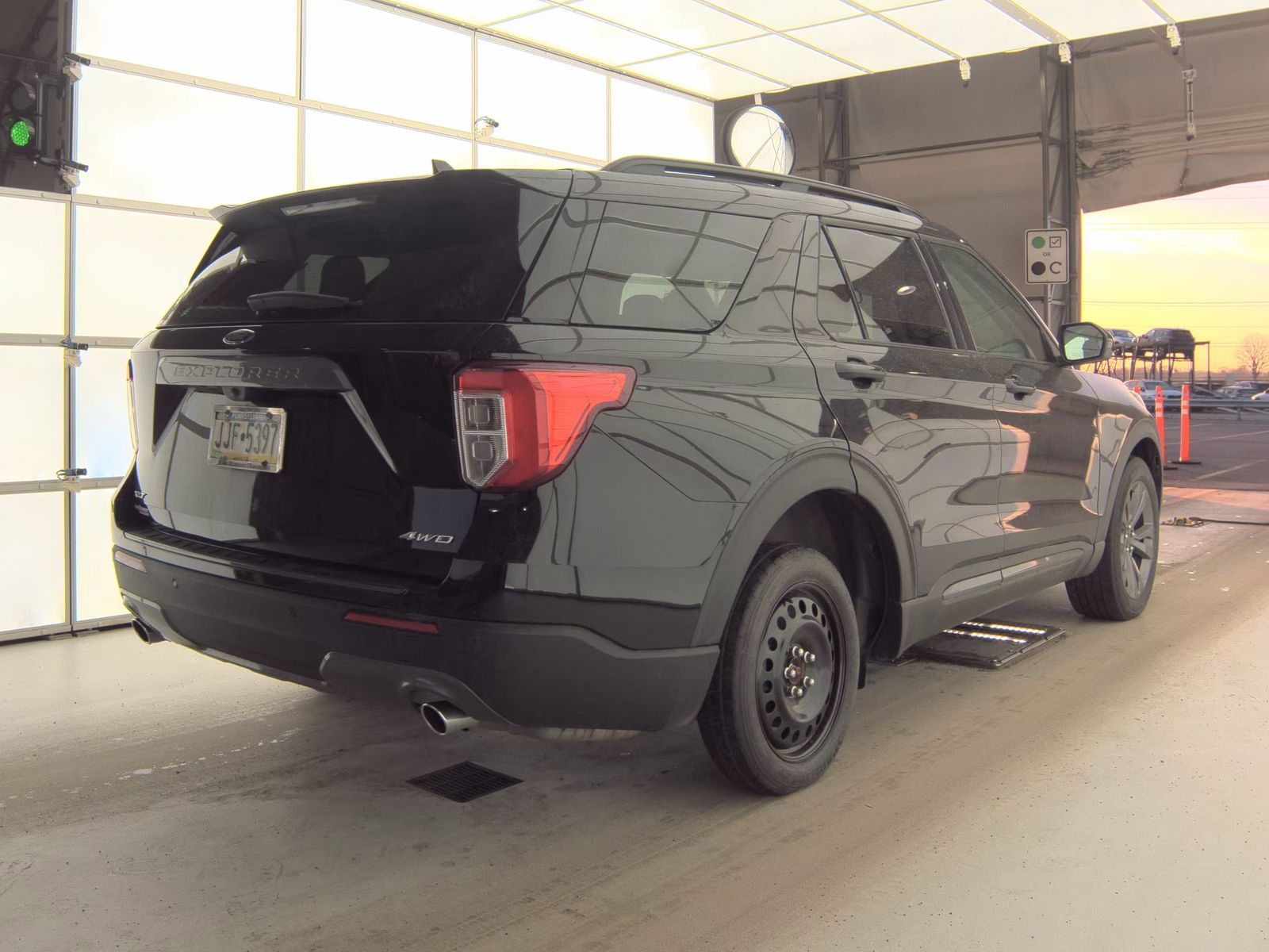 2023 Ford Explorer XLT AWD