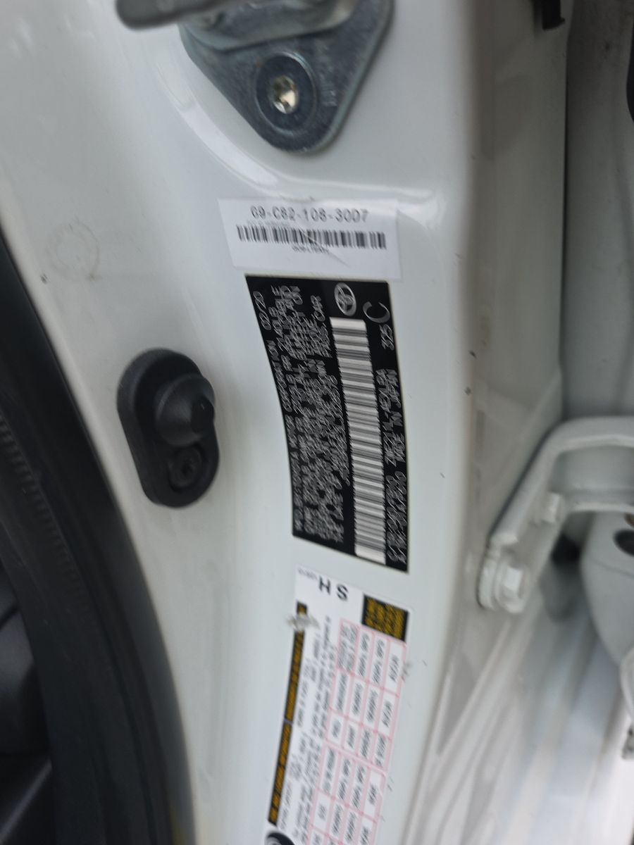 2020 Toyota Corolla Hybrid LE FWD