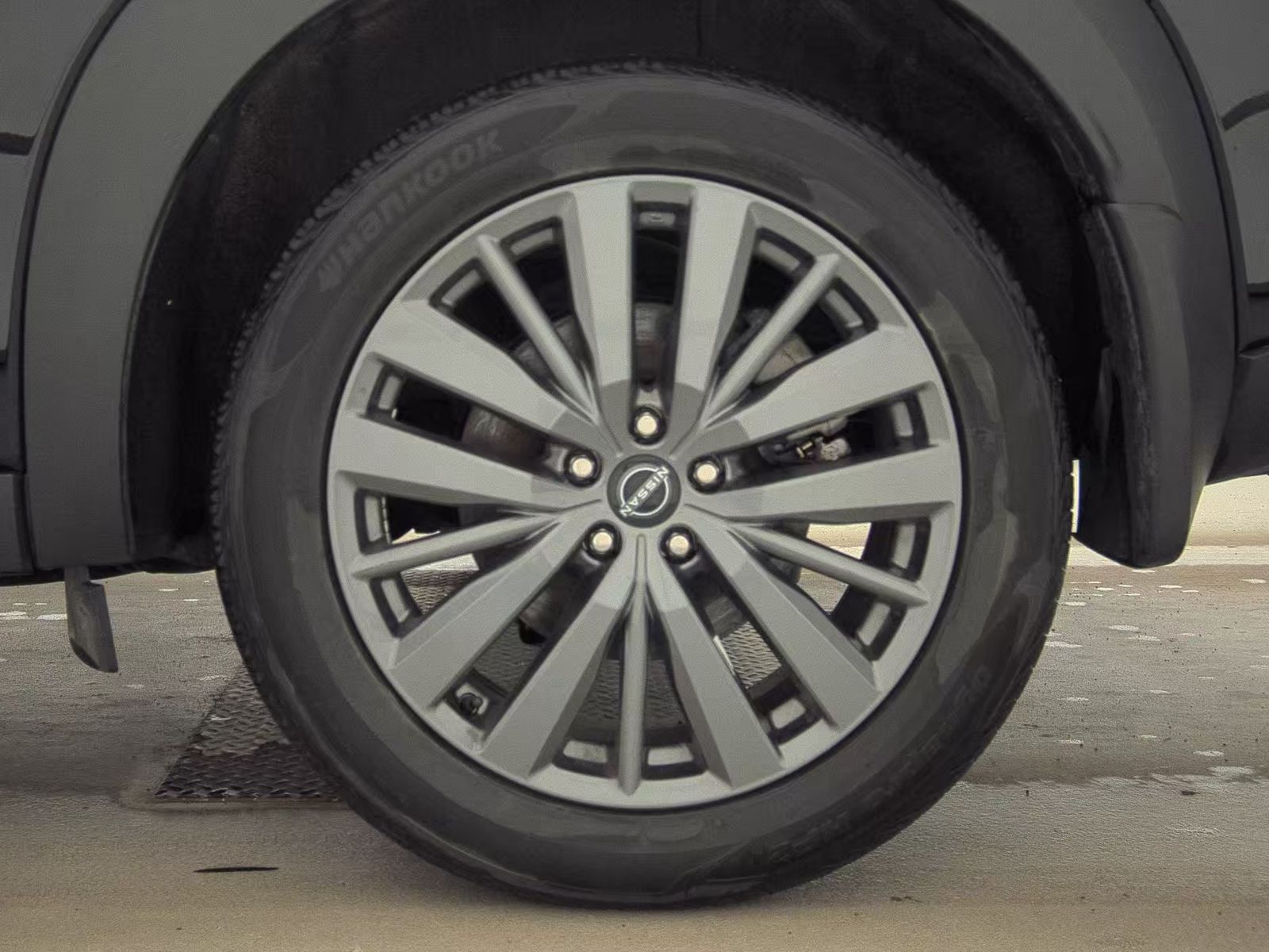 2024 Nissan Pathfinder SL AWD