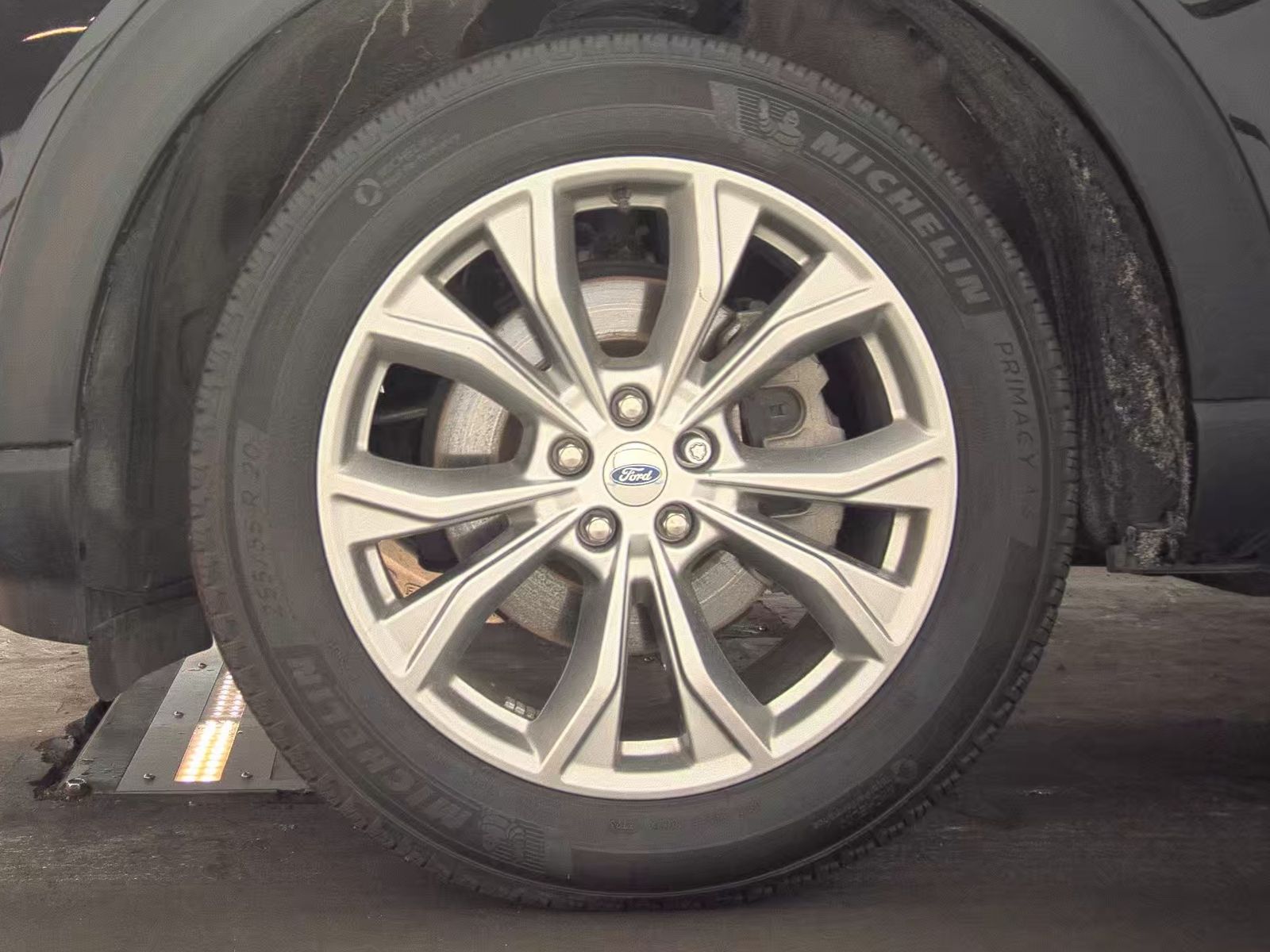 2023 Ford Explorer Limited AWD