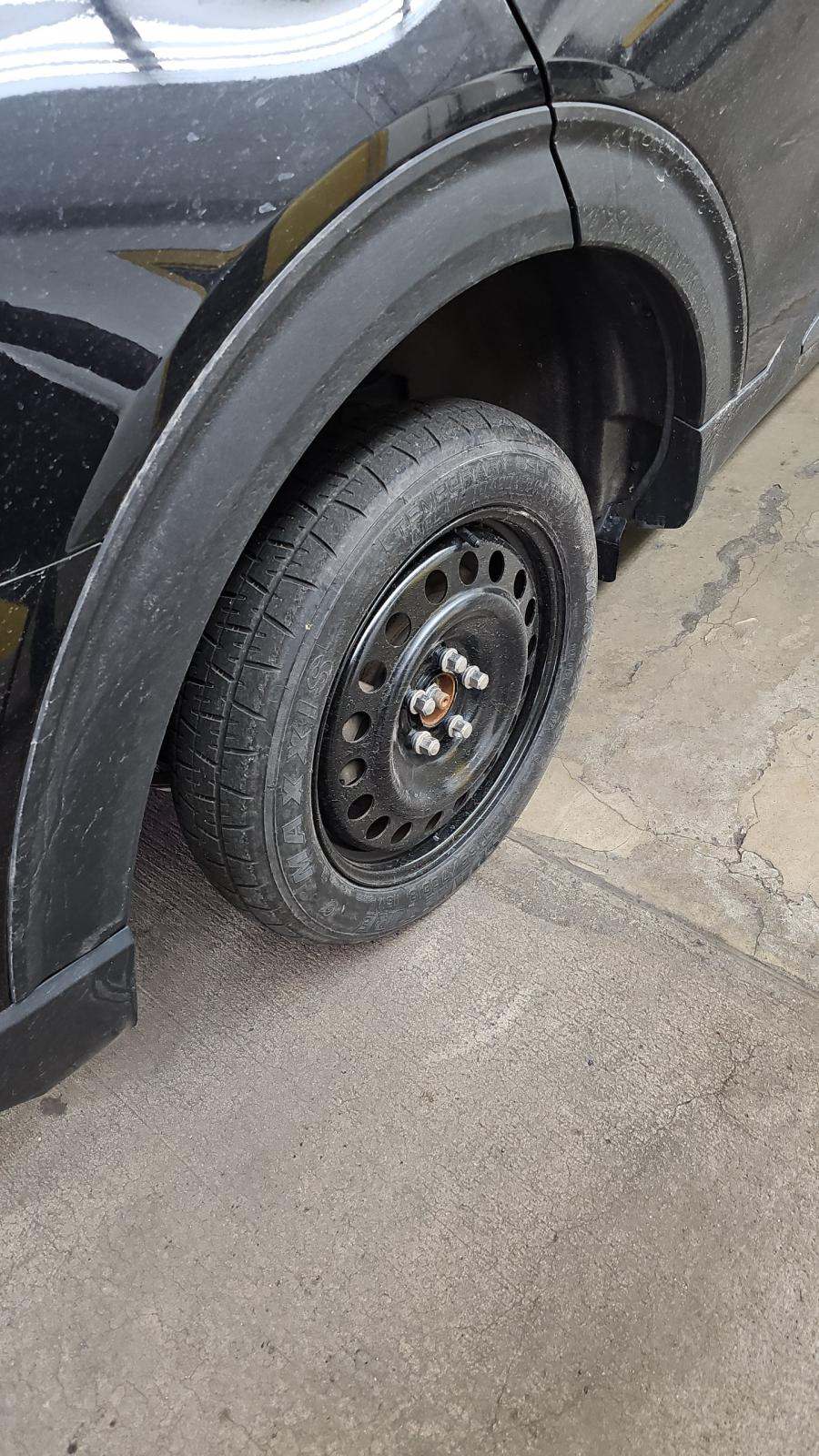 2023 Ford Explorer XLT AWD