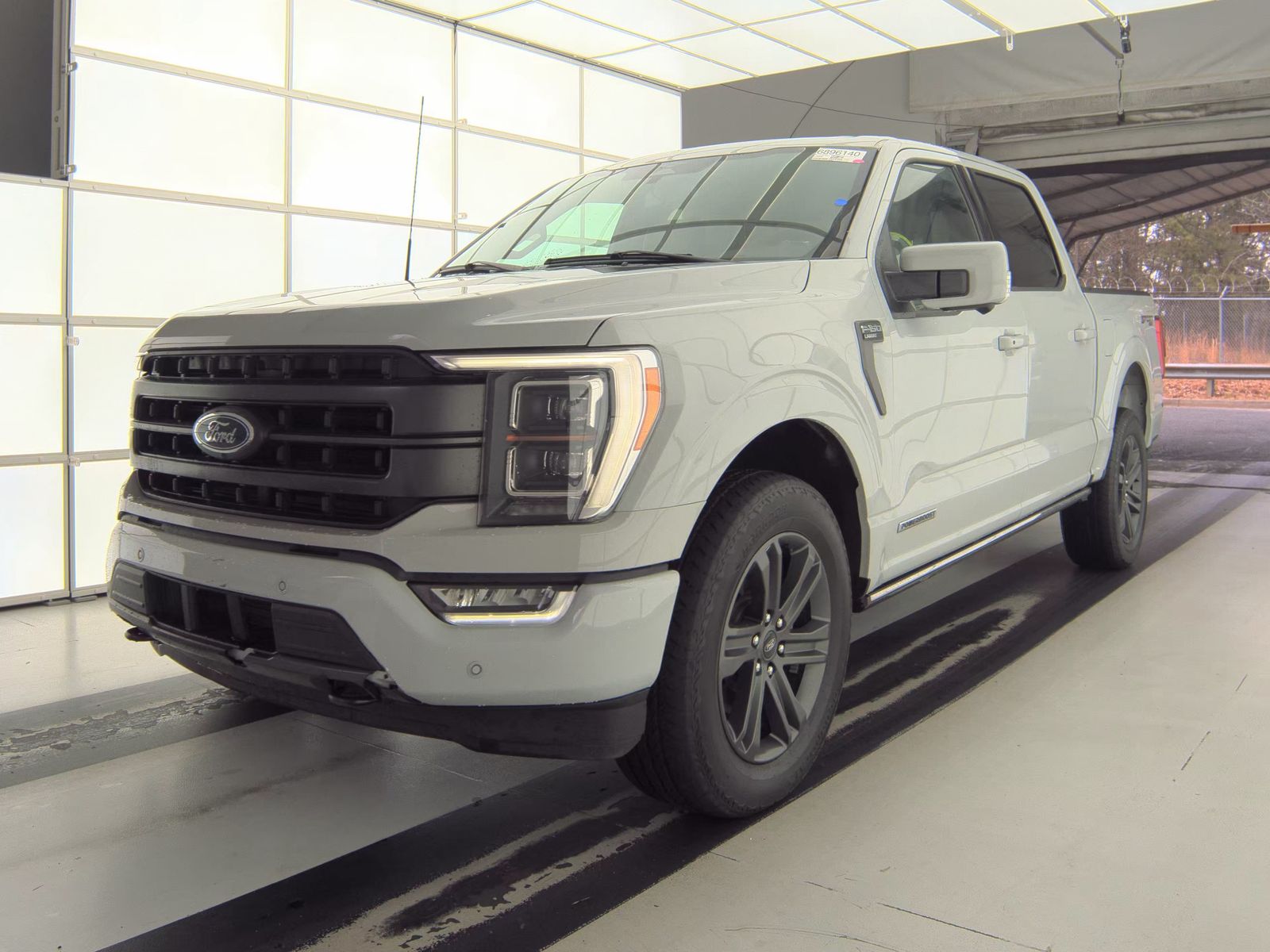 2023 Ford F-150 Hybrid Lariat AWD