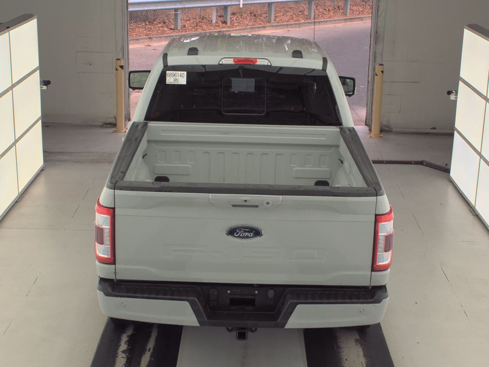 2023 Ford F-150 Hybrid Lariat AWD