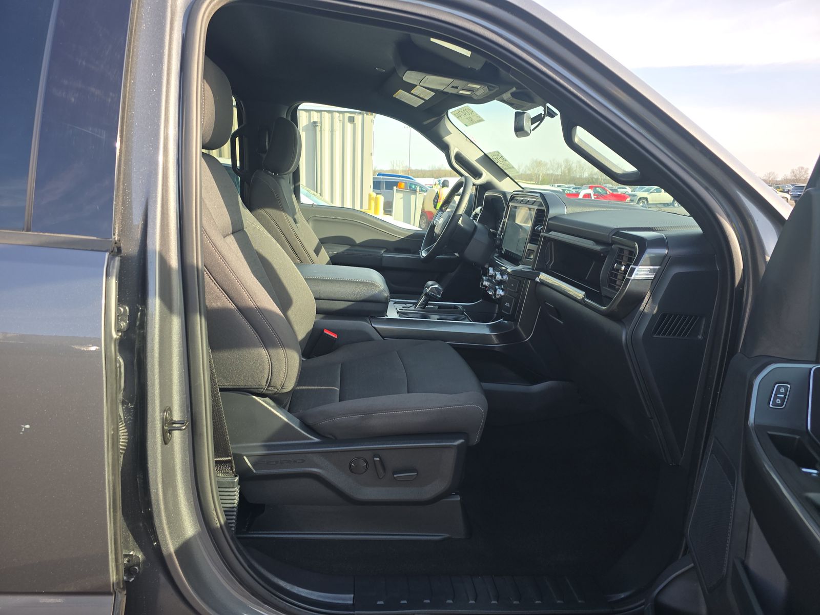 2023 Ford F-150 XLT AWD