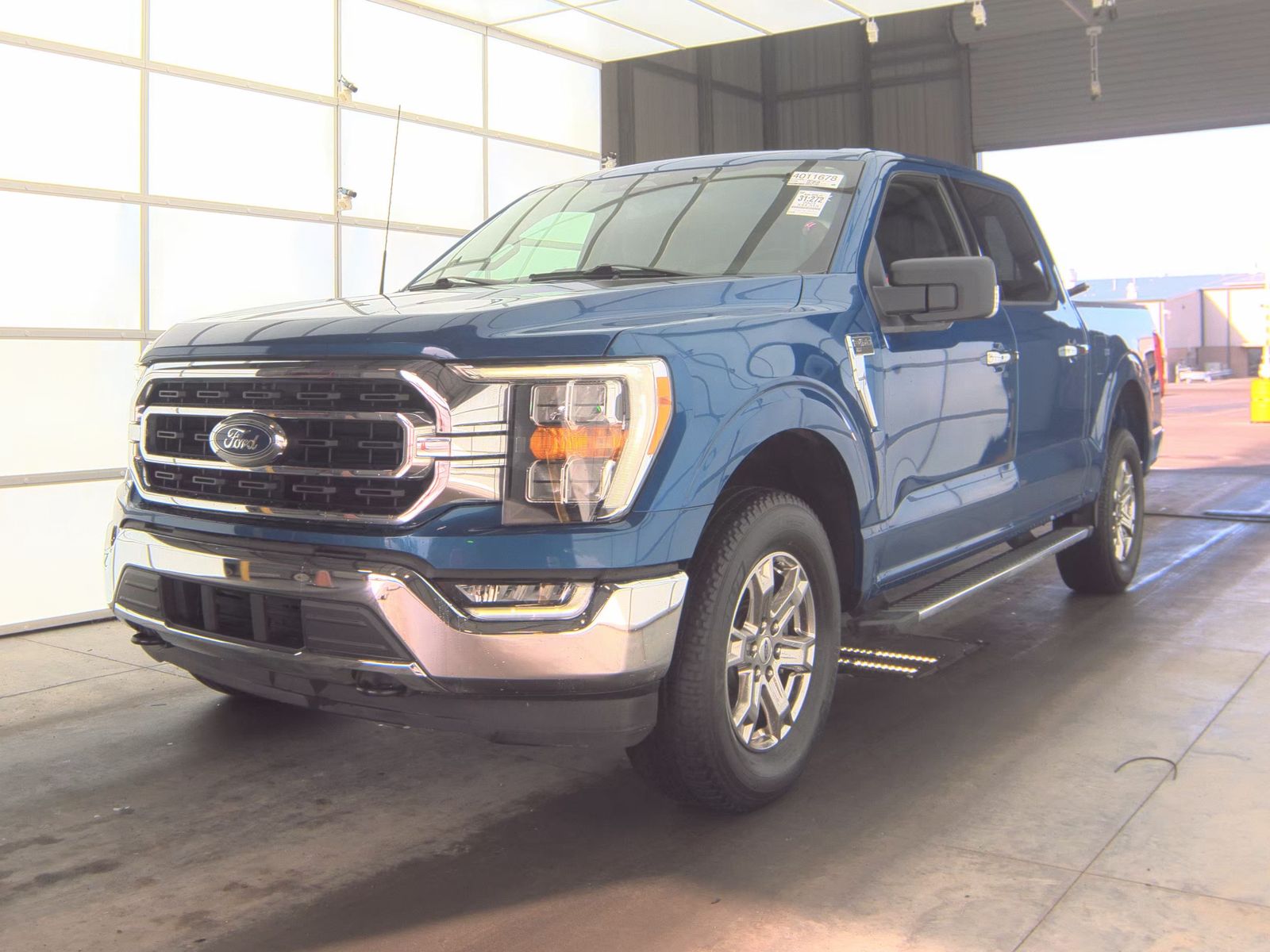 2023 Ford F-150 XLT AWD