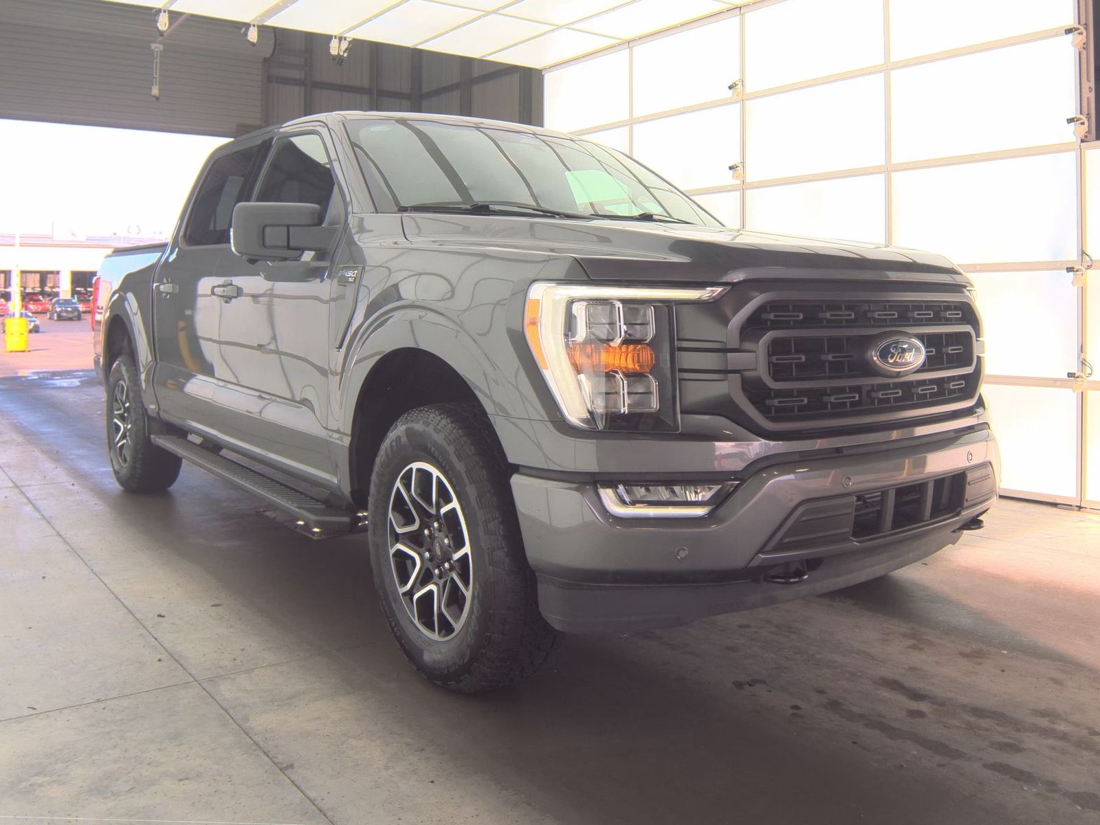 2023 Ford F-150 XLT AWD