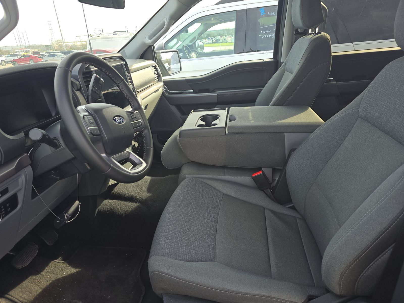 2025 Ford F-150 XLT AWD