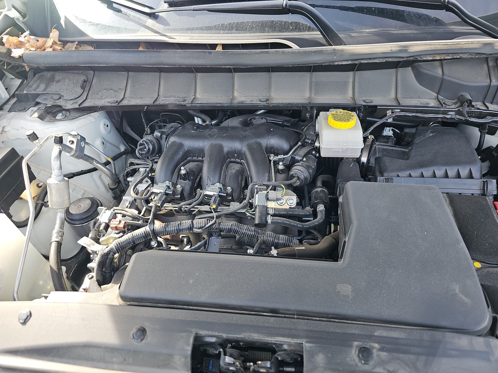 2025 Nissan Pathfinder SL FWD