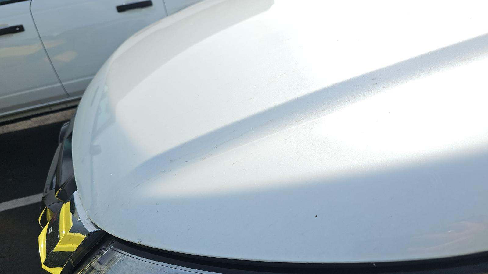 2025 Nissan Pathfinder SL FWD