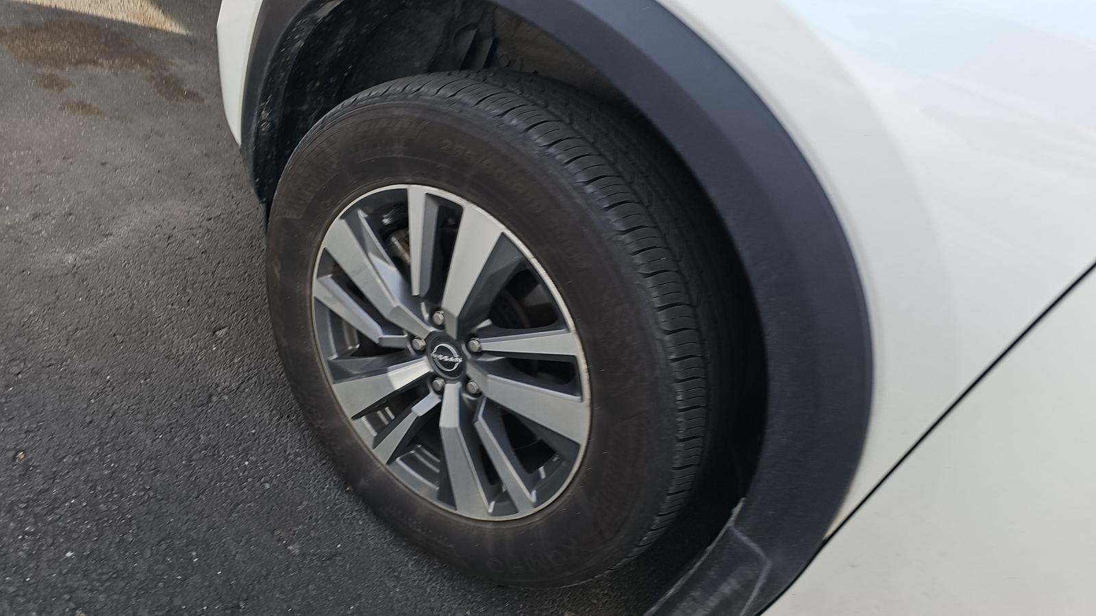 2025 Nissan Pathfinder SL FWD