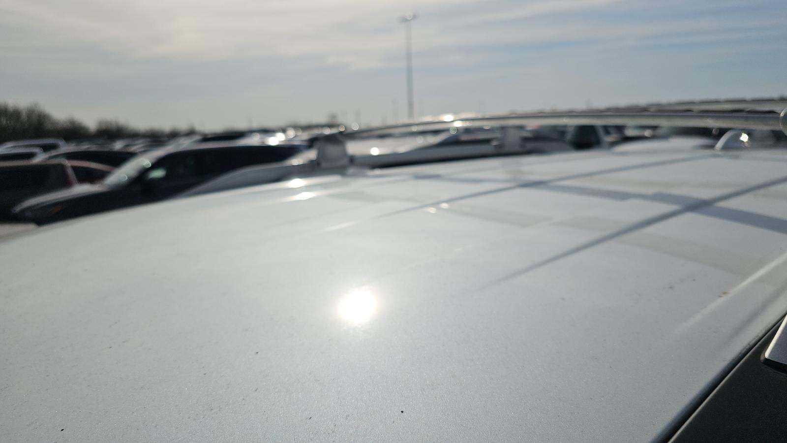 2025 Nissan Pathfinder SL FWD