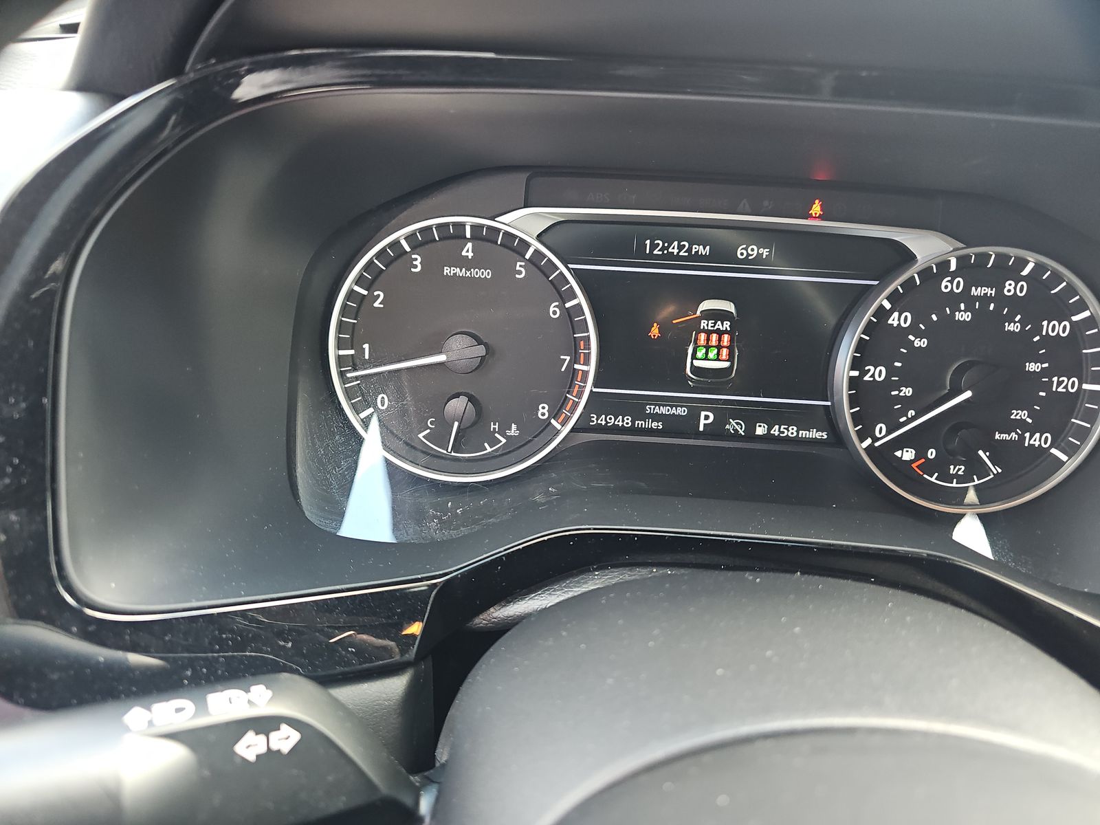 2025 Nissan Pathfinder SV FWD