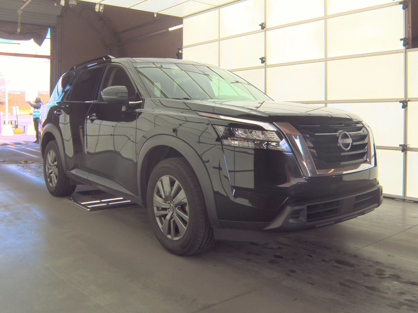 2025 Nissan Pathfinder SV FWD