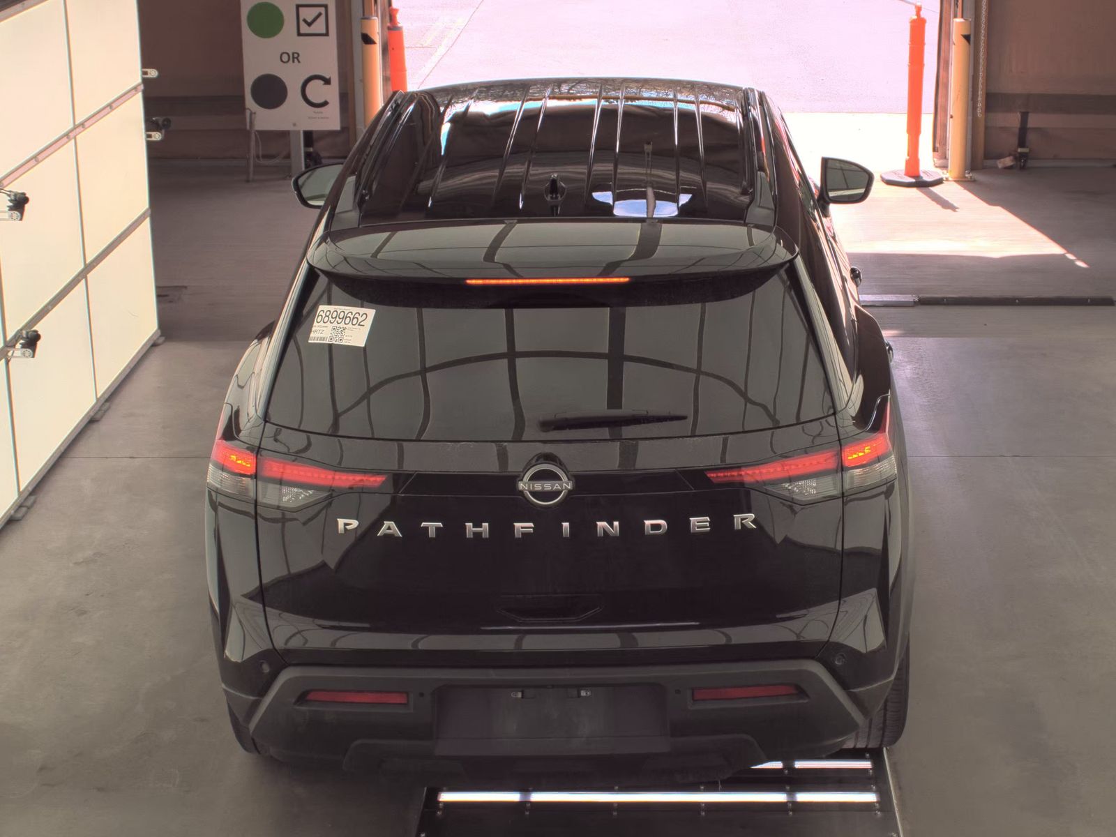 2025 Nissan Pathfinder SV FWD